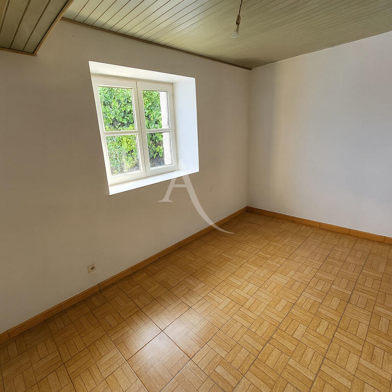 Maison - 105 m² - 7 pièces