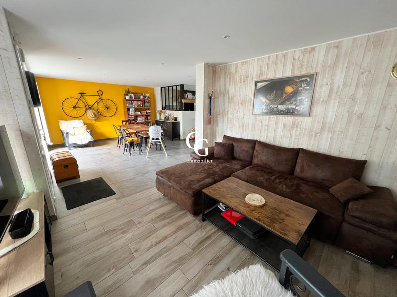 Maison - 155 m² - 6 pièces