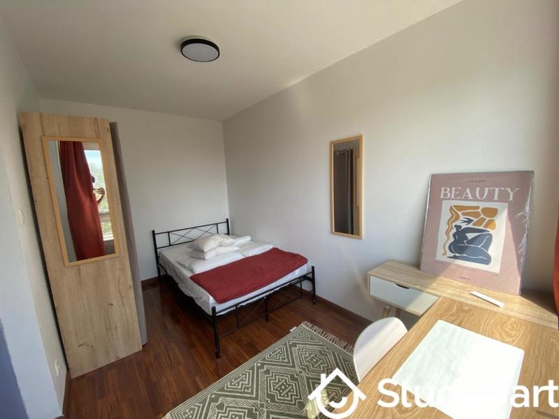 Chambre - 9 m² - 1 pièce