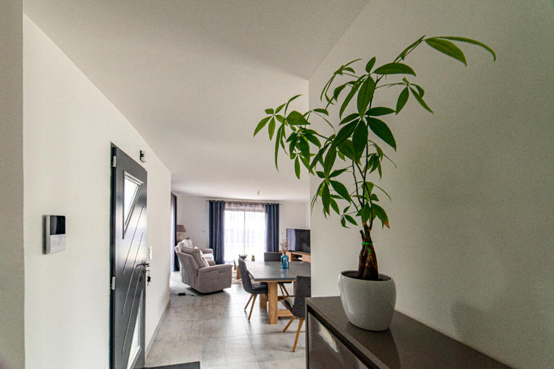 Maison - 96 m² - 4 pièces