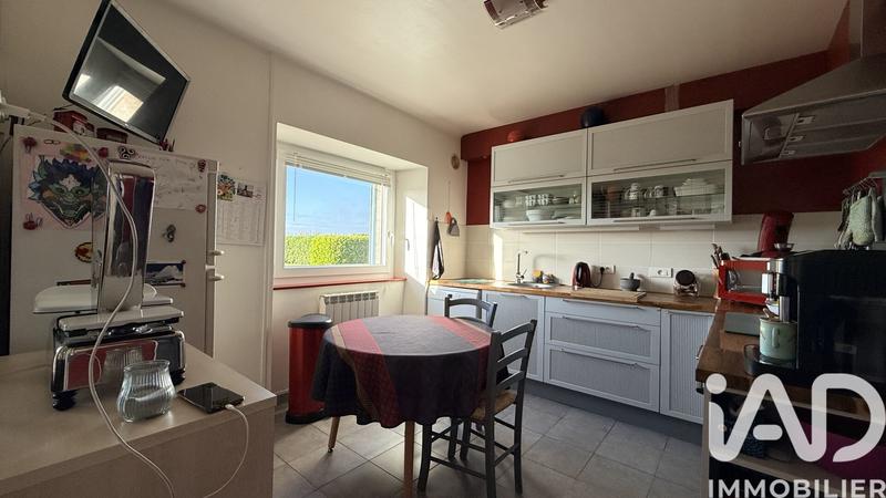 Maison - 123 m² - 8 pièces