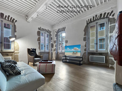 Appartement ancien - 159 m² - 4 pièces