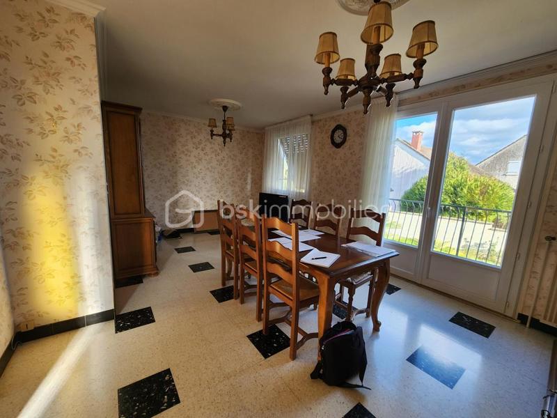 Maison traditionnelle - 78 m² - 4 pièces