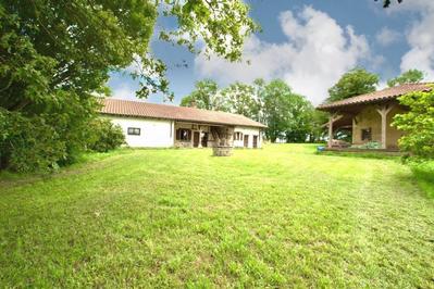 Ferme - 250 m² - 6 pièces