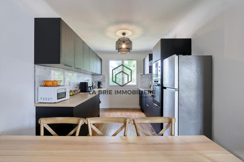 Maison - 145 m² - 6 pièces