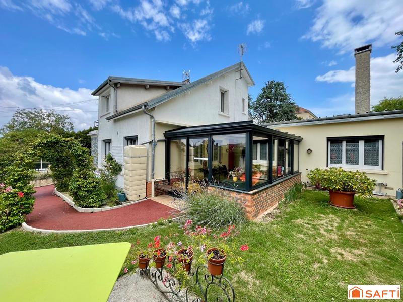 Maison - 110 m² - 6 pièces