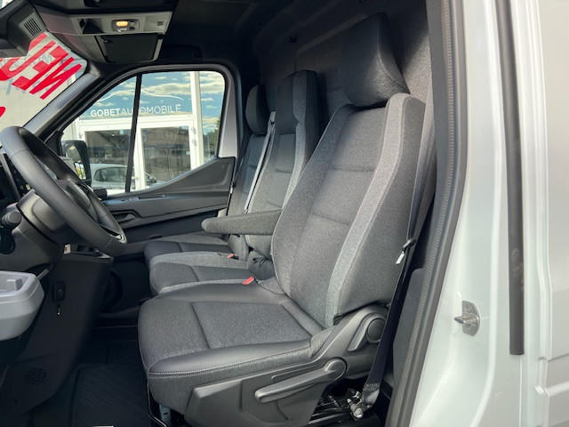 Renault Master IV Fourgon Surélevé 3,3t L2h2 150 Blue dCi Advance