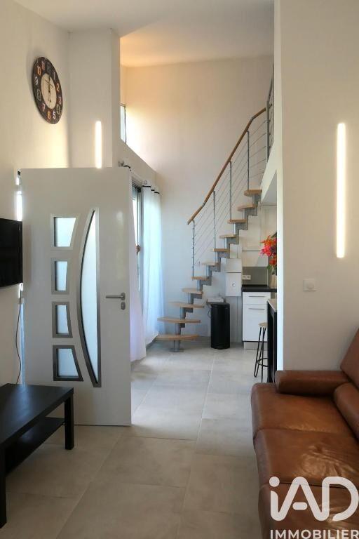 Maison - 225 m² - 10 pièces