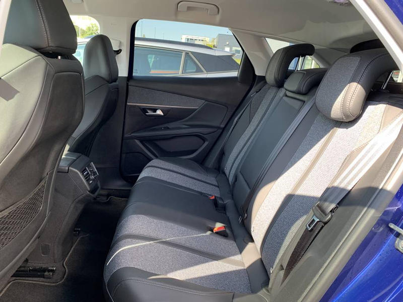 Peugeot 3008 II BlueHDi 130 s&amp;amp;S Allure