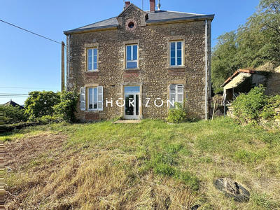 Maison ancienne - 160 m² - 6 pièces