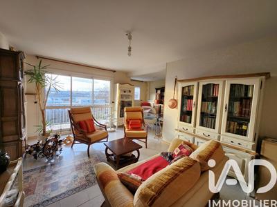 Appartement - 80 m² - 4 pièces