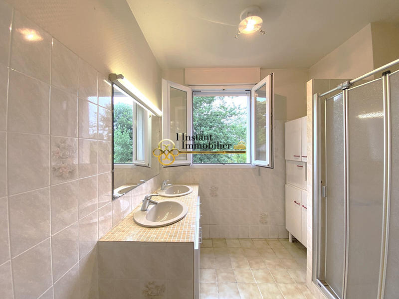 Maison - 115 m² - 6 pièces