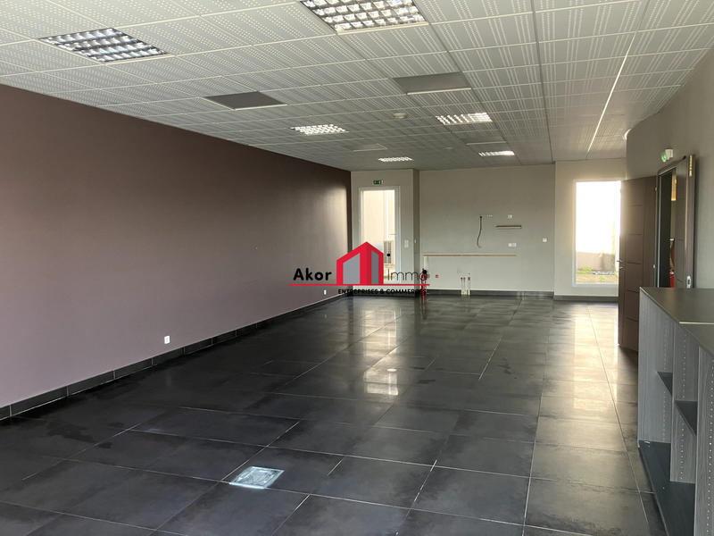 Bureau - 358 m² - 10 pièces