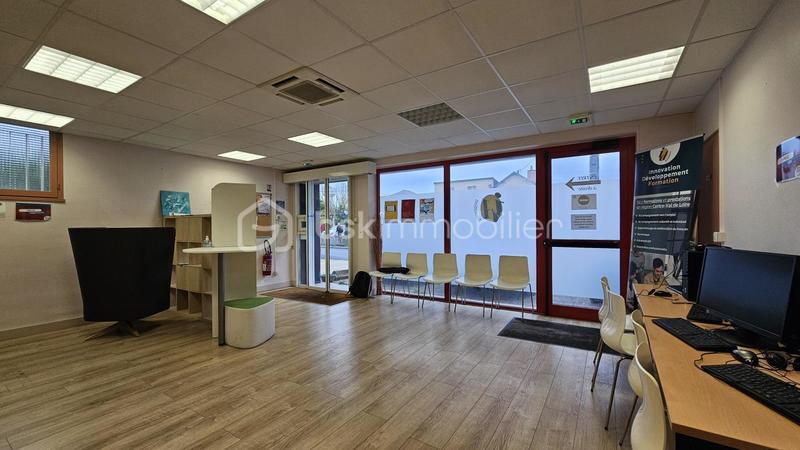 Bureau - 108 m² - 3 pièces