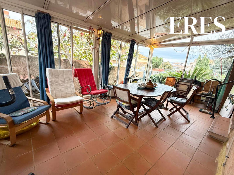 Maison ancienne - 250 m² - 7 pièces