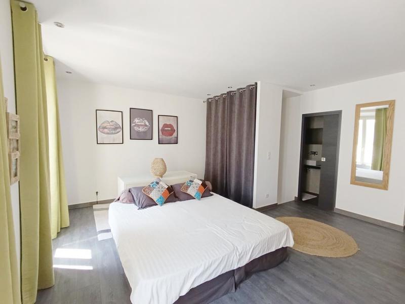 Loft - 103 m² - 4 pièces