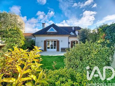 Maison - 190 m² - 6 pièces