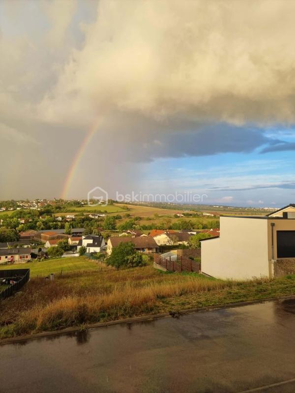 Maison - 96 m² - 4 pièces