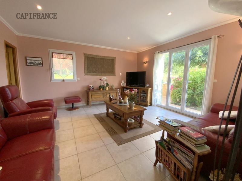 Maison - 192 m² - 7 pièces