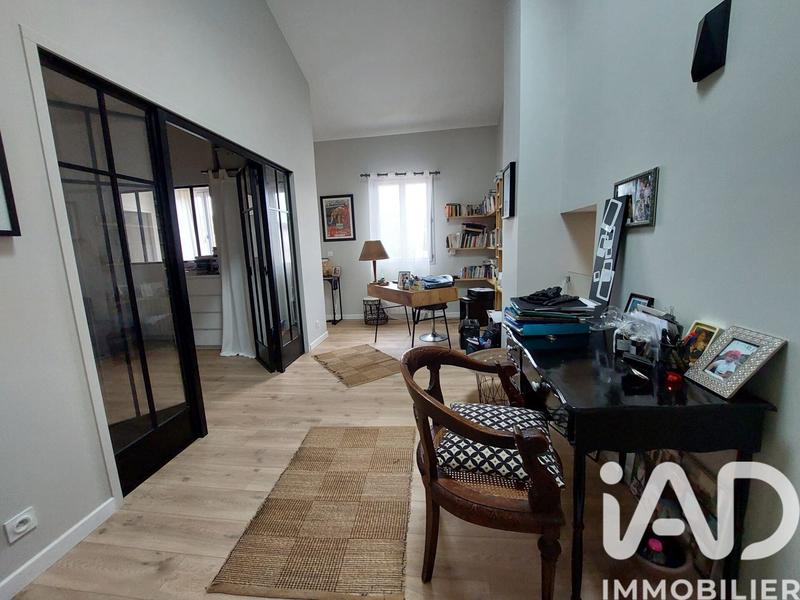 Maison - 217 m² - 7 pièces