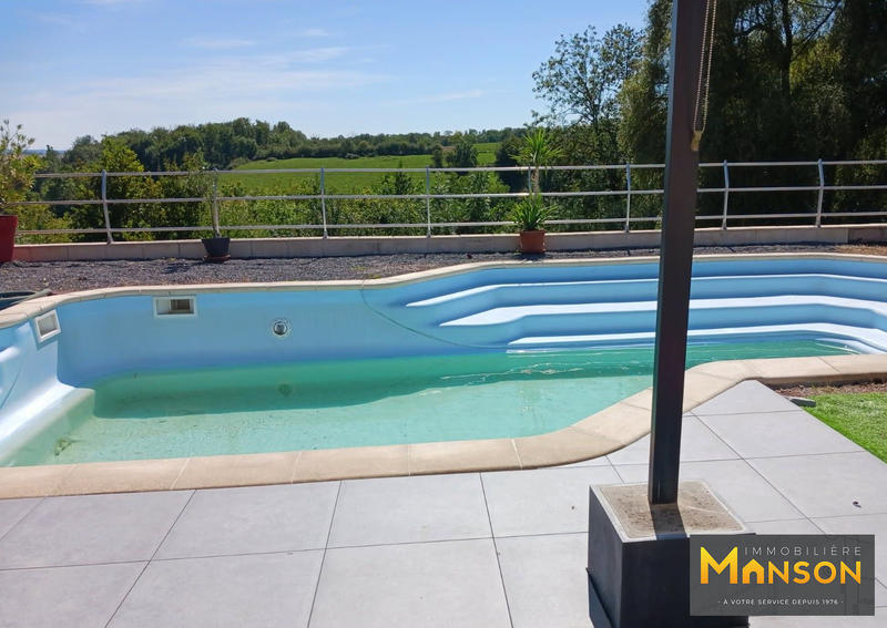 Maison - 150 m² - 5 pièces