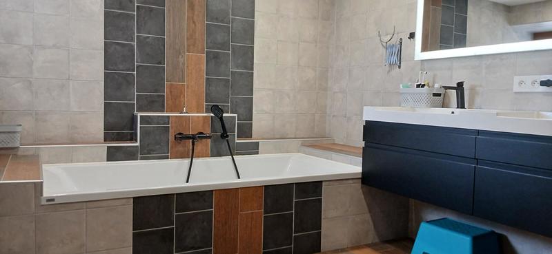 Propriété - 216 m² - 10 pièces