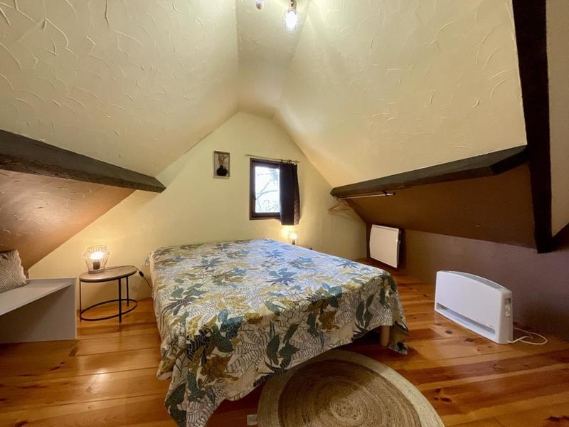 Maison - 250 m² - 10 pièces