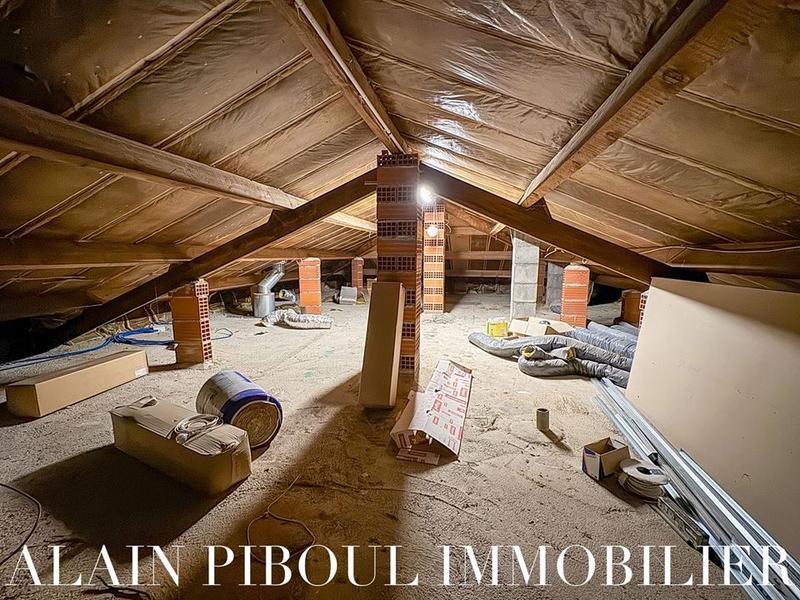 Maison traditionnelle - 141 m² - 5 pièces