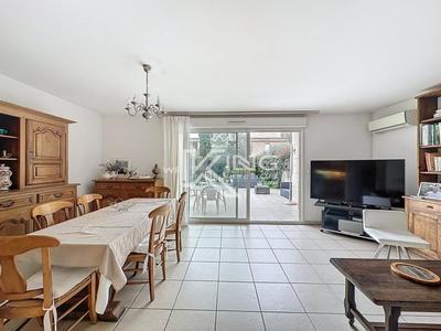 Appartement - 116 m² - 6 pièces