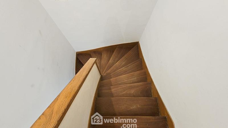 Maison - 141 m² - 6 pièces