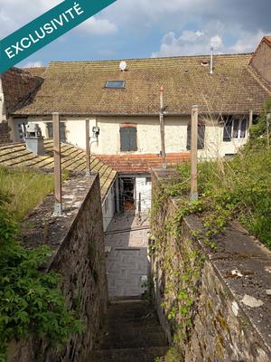 Maison - 301 m² - 12 pièces