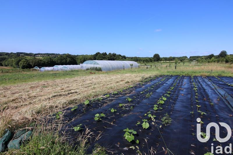 Maison - 210 m² - 7 pièces