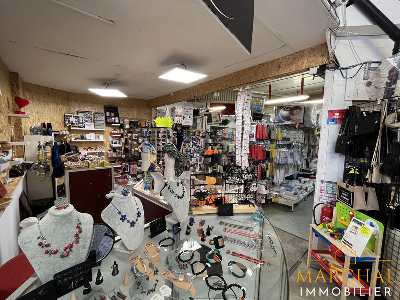 Fonds de commerce - 700 m²