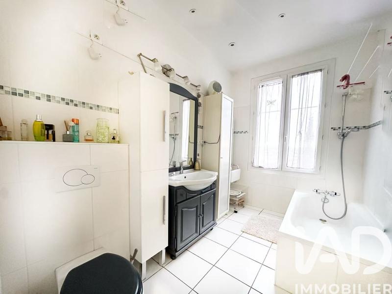 Maison - 83 m² - 4 pièces