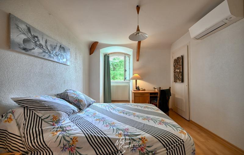 Maison - 195 m² - 6 pièces