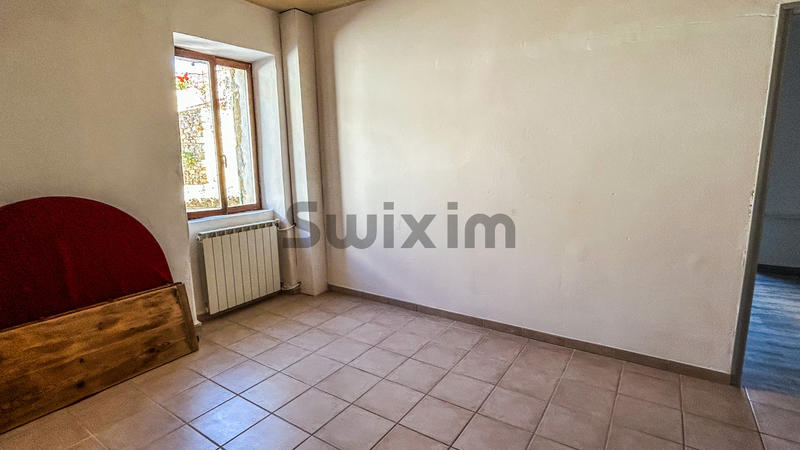 Maison de village - 115 m² - 6 pièces