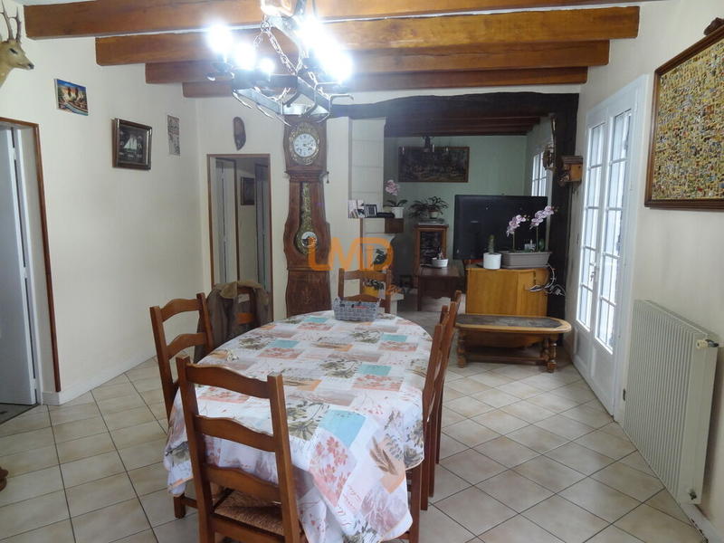 Maison - 139 m² - 7 pièces