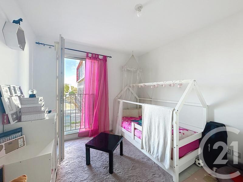 Appartement - 77 m² - 4 pièces