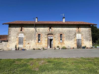 Maison - 88 m² - 4 pièces