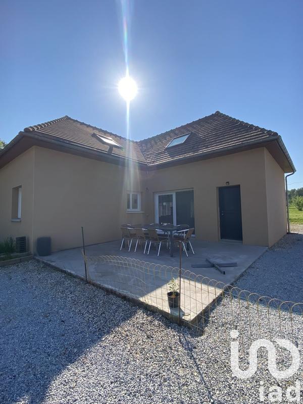 Maison - 218 m² - 5 pièces