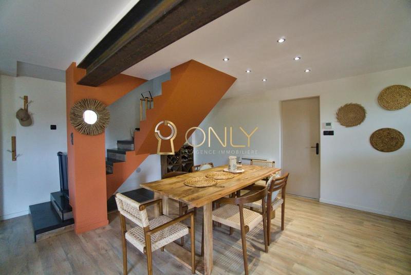 Maison - 106 m² - 5 pièces