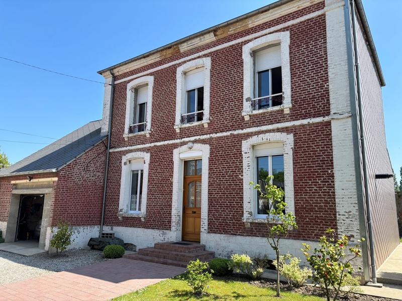 Maison ancienne - 142 m² - 8 pièces