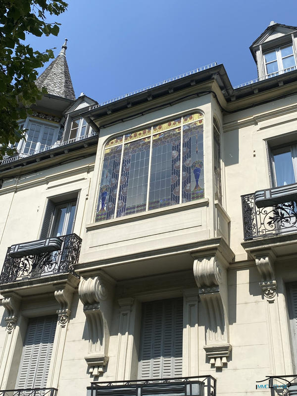 Maison - 180 m² - 10 pièces