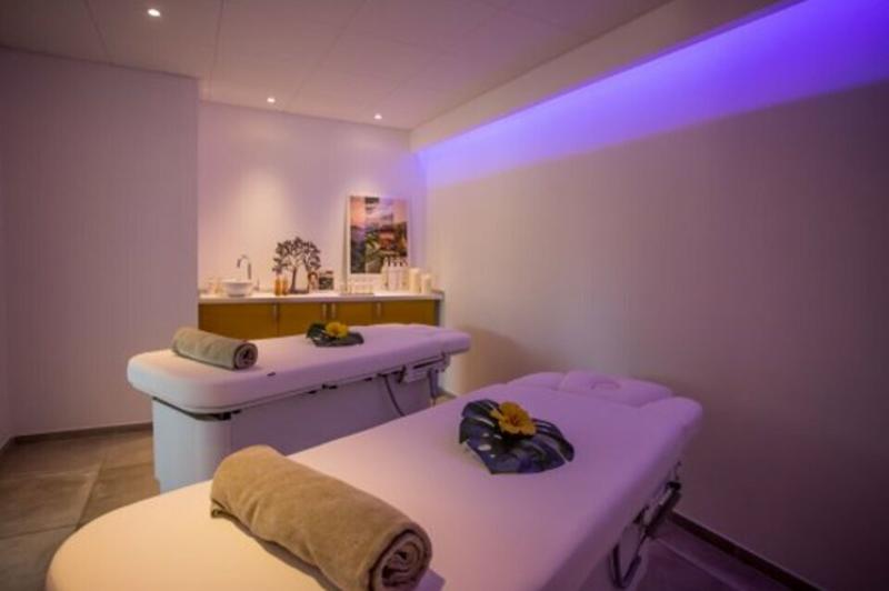 Local commercial - 633 m²