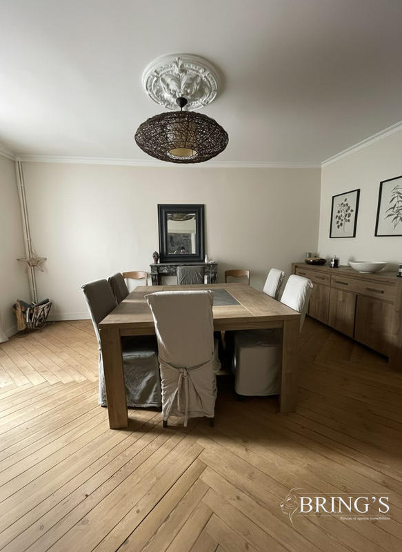 Maison - 141 m² - 5 pièces