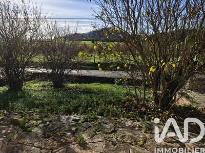 Maison - 194 m² - 9 pièces