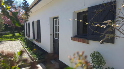 Villa - 90 m² - 4 pièces