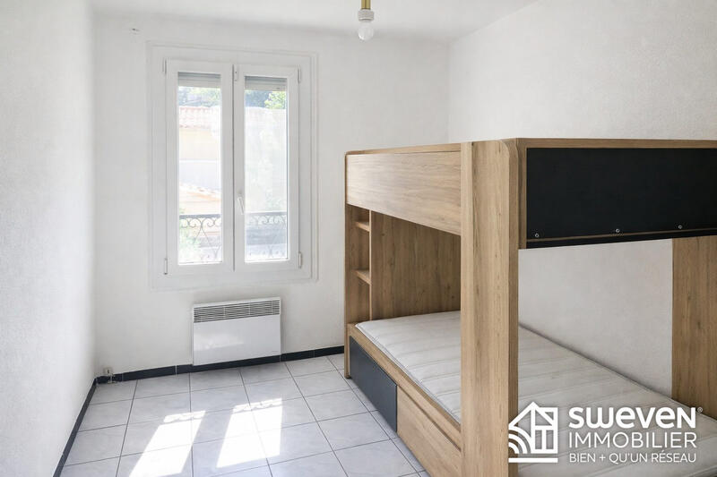 Maison - 95 m² - 4 pièces