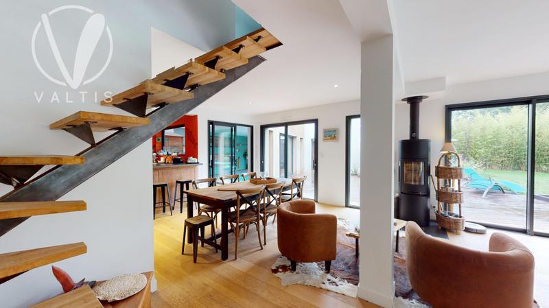 Maison contemporaine - 174 m² - 6 pièces