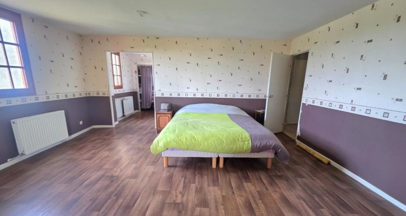 Maison - 203 m² - 6 pièces